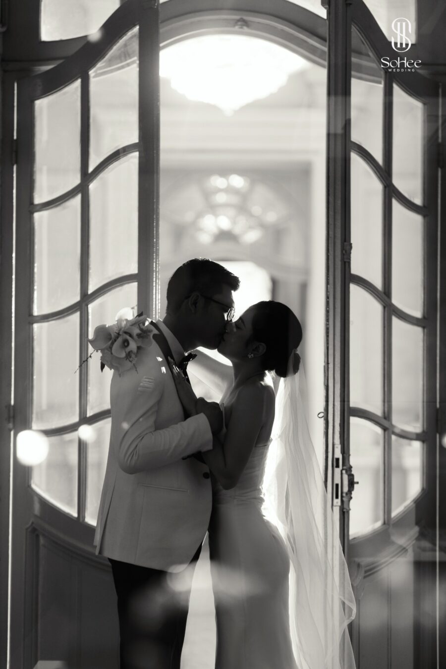 chup-anh-cuoi-co-dien-2